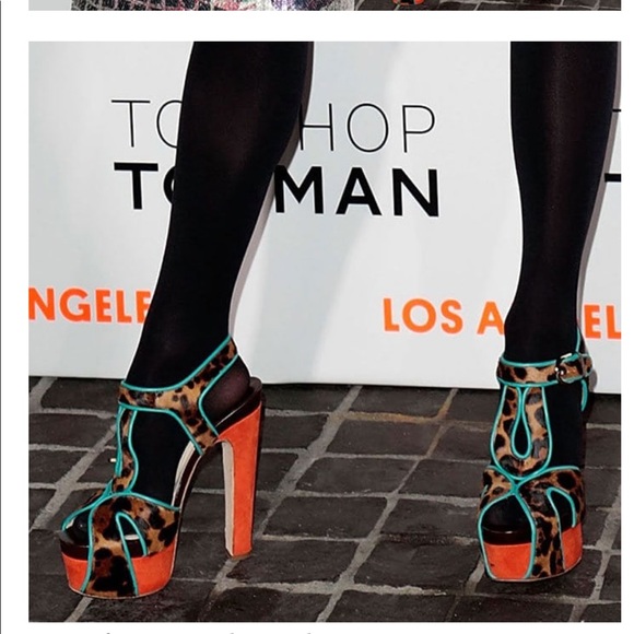 Color block heels - Picture 3 of 5